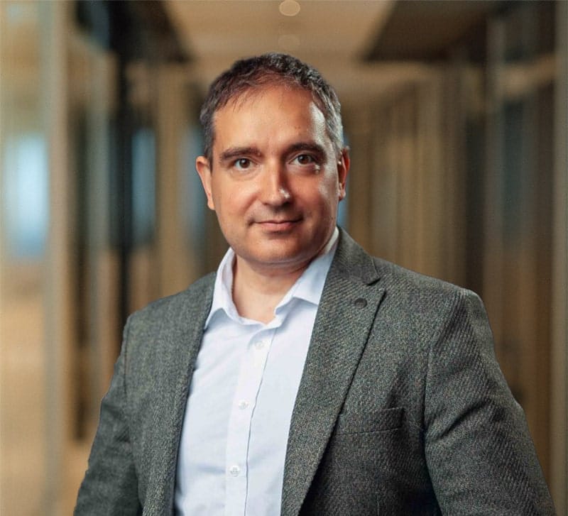 Dr. Dimitris Kazarnovskis